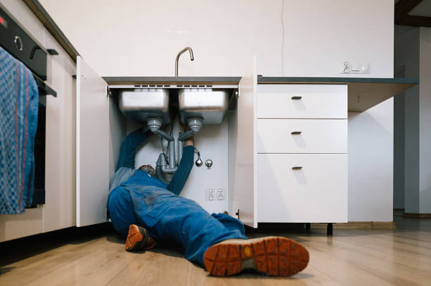 Professional Leak Detection technician working in McConnelsville, OH